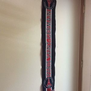 Paris St-Germain football scarf